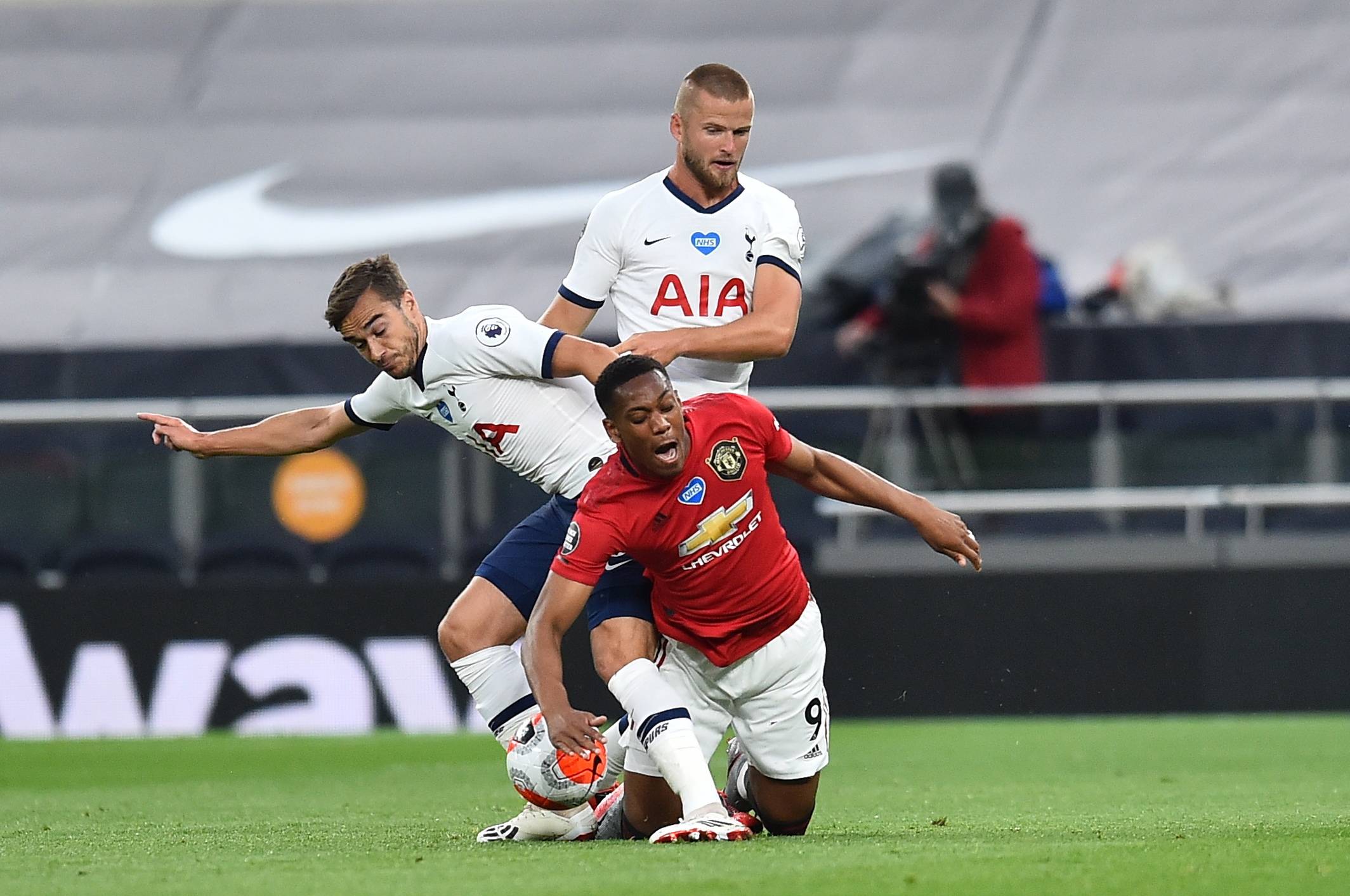 中甲大结局：辽宁铁人与重庆铜梁龙升入中超，广州豹冲超失败