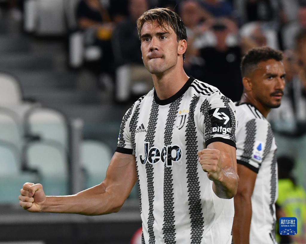 记者揭秘恩德里克租借加盟里昂内幕：帕奎塔起了推动作用（记者披露恩德里克租借赴里昂内情：帕奎塔促成交易）