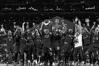 库尔图瓦：“我们是人，我们是人类。看看阿劳霍发生了什么”