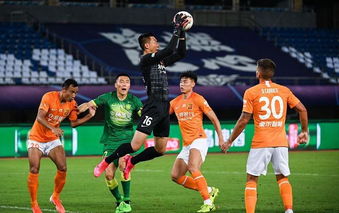 进入国家队模式，德保罗晒和梅西一起抵达集训营报到照片