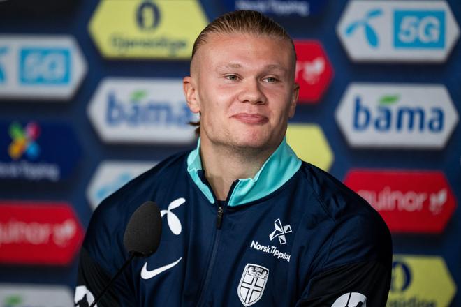 曼联vs樱桃首发：姆伯莫PK塞梅尼奥，库尼亚、阿马德先发（曼联对阵樱桃首发公布：姆伯莫对决塞梅尼奥，库尼亚、阿马德首发登场）