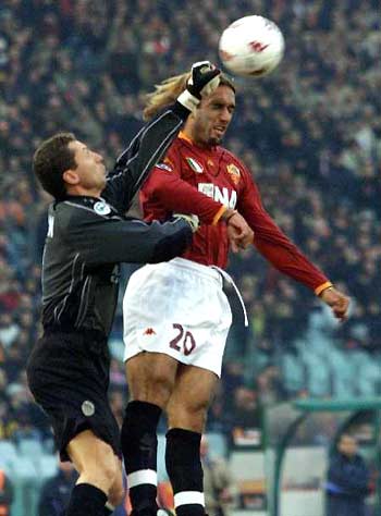 矛盾缓和！萨拉赫将回归阵容，和斯洛特的谈话卓有成效（关系破冰！萨拉赫重返阵容，与斯洛特沟通成效显著）