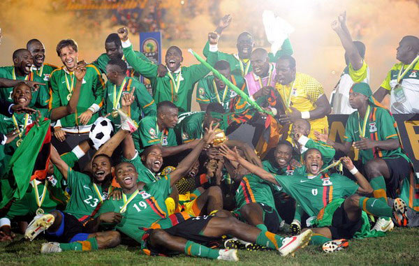 备受关注！74611名球迷现场观战英格兰女足vs中国女足的友谊赛